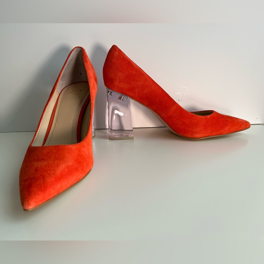 New! Marc Fisher LTD orange suede pumps with clear acrylic heel size 9